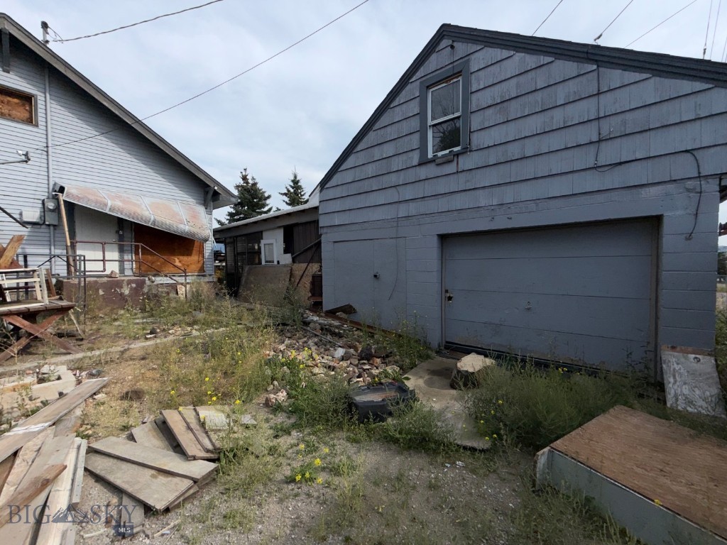 1053 & 1055 S Colorado Property Photo 18