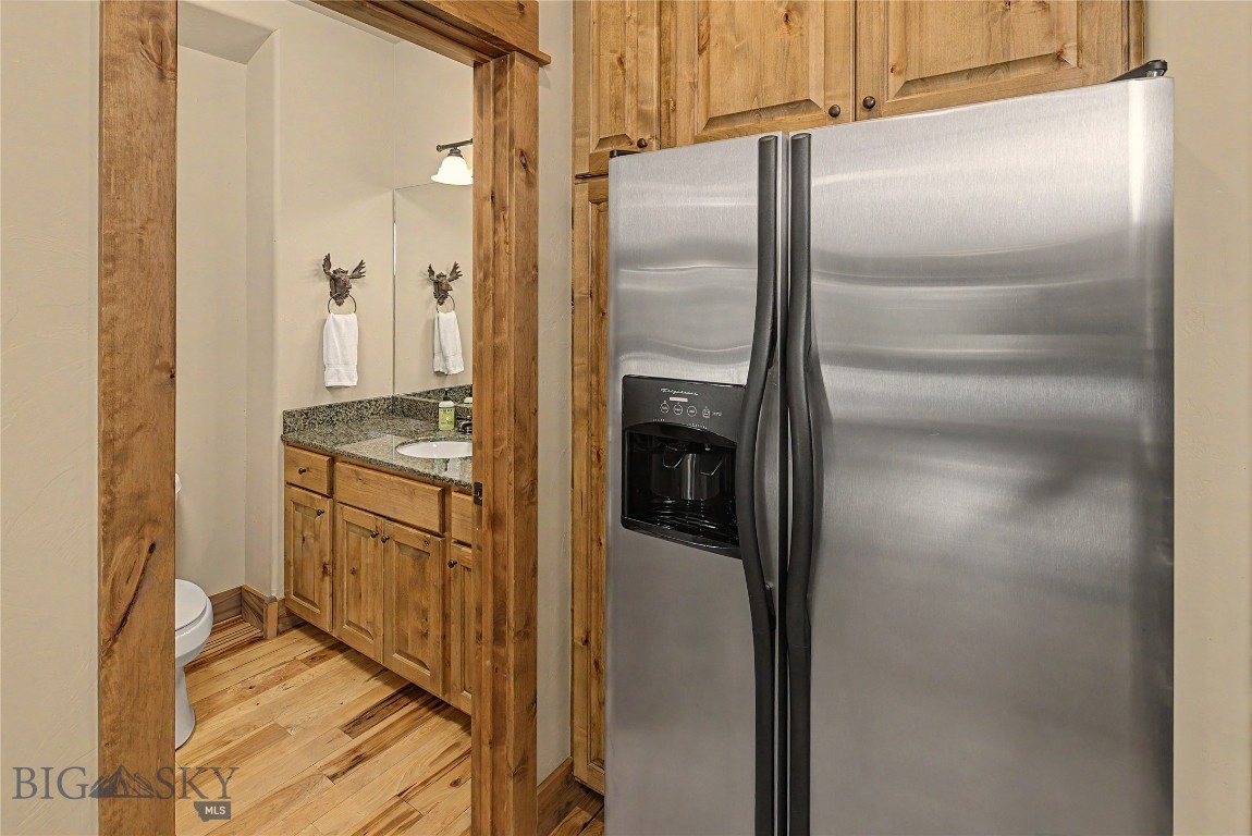 28 White Otter Road Property Photo 10