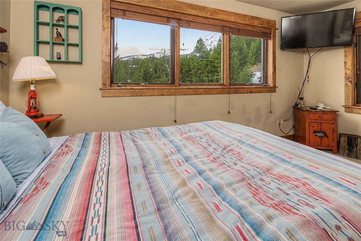 28 White Otter Road Property Photo 25