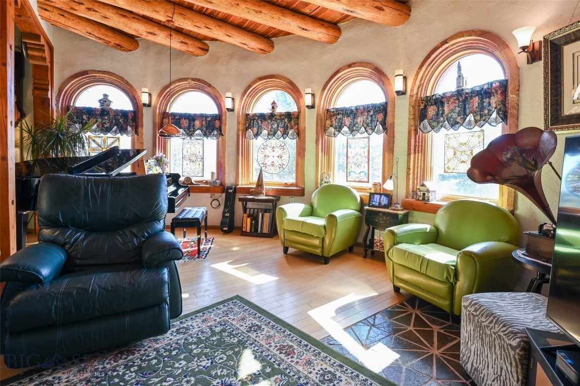 37 Cox Property Photo 18