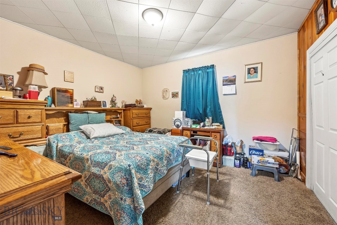 366 E Mercury Property Photo 10