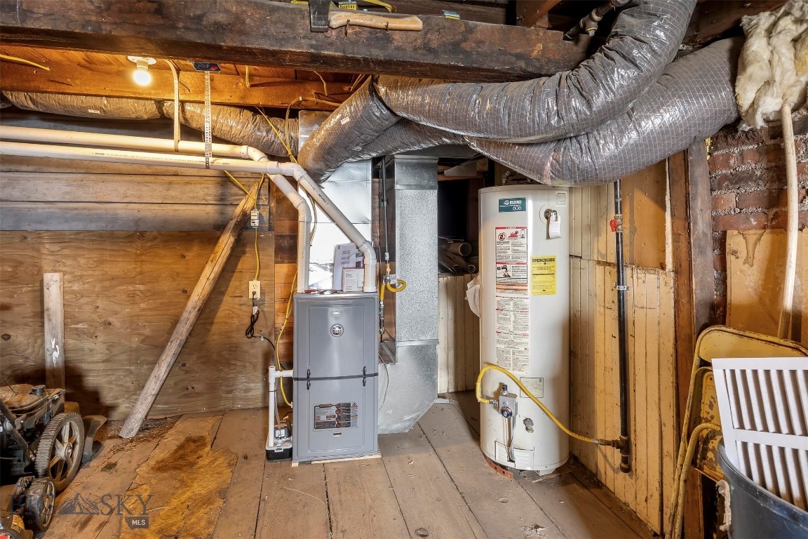 366 E Mercury Property Photo 13