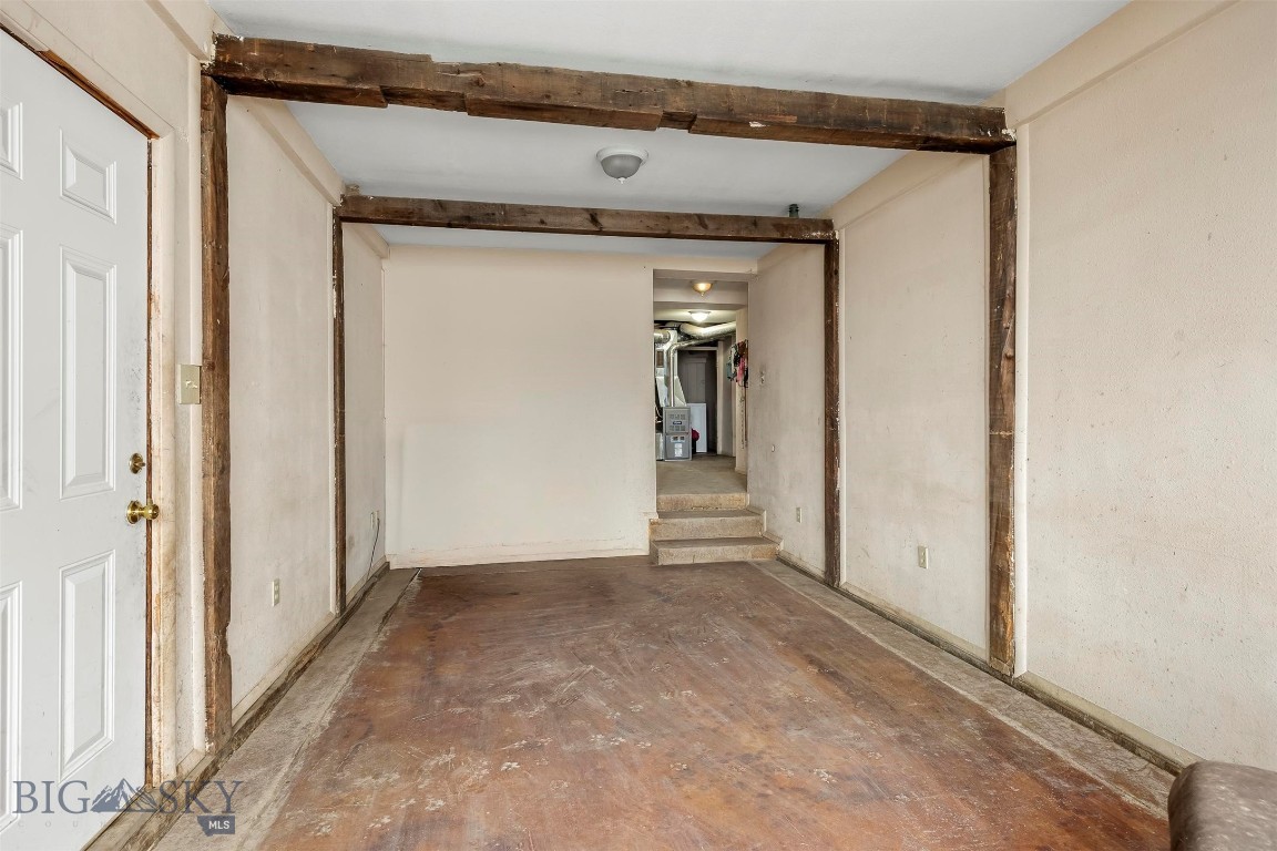 366 E Mercury Property Photo 30