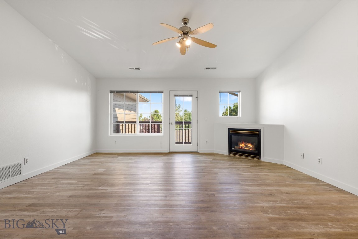 3505 Fallon Street C33 Property Photo 8