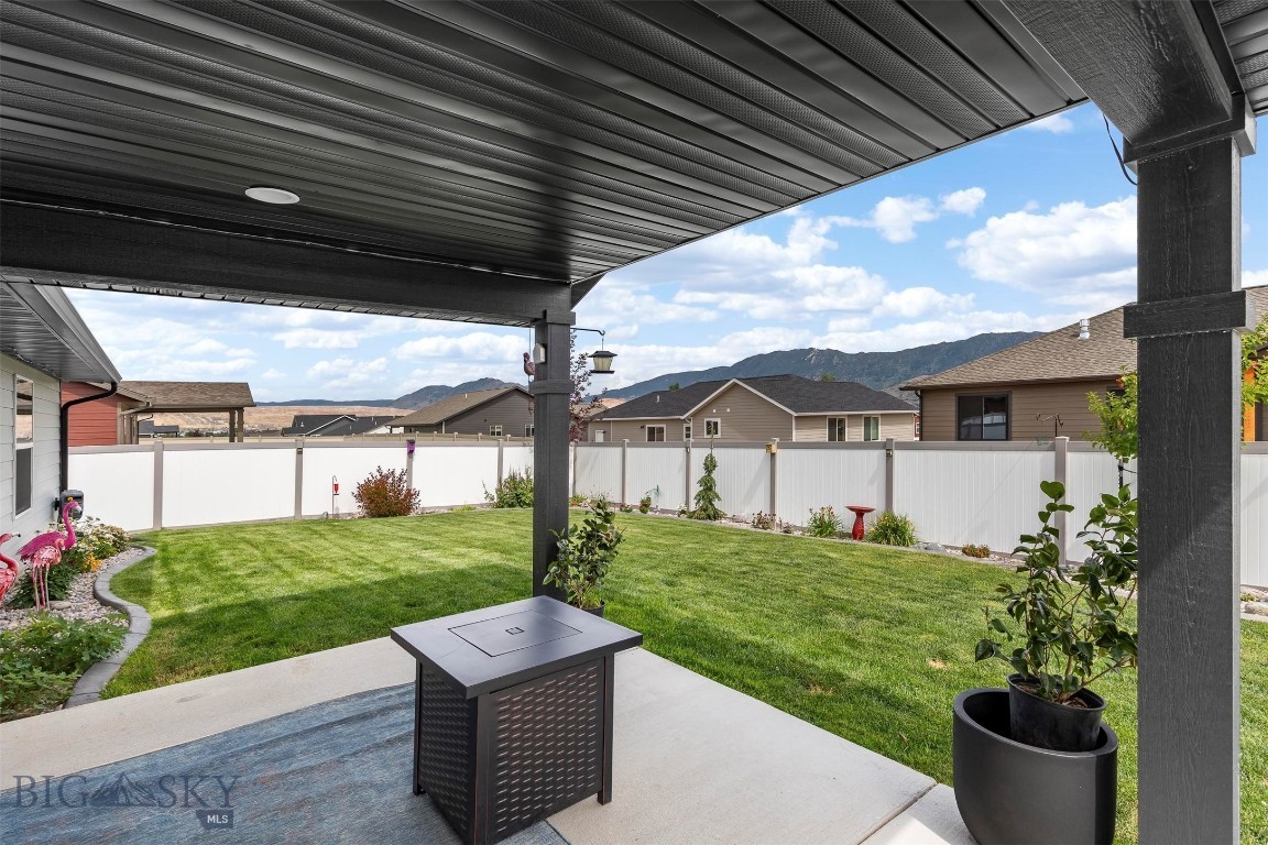 170 Avon Circle Property Photo 8