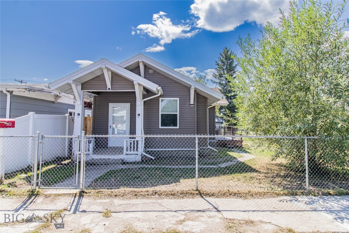 3102 Phillips Property Photo