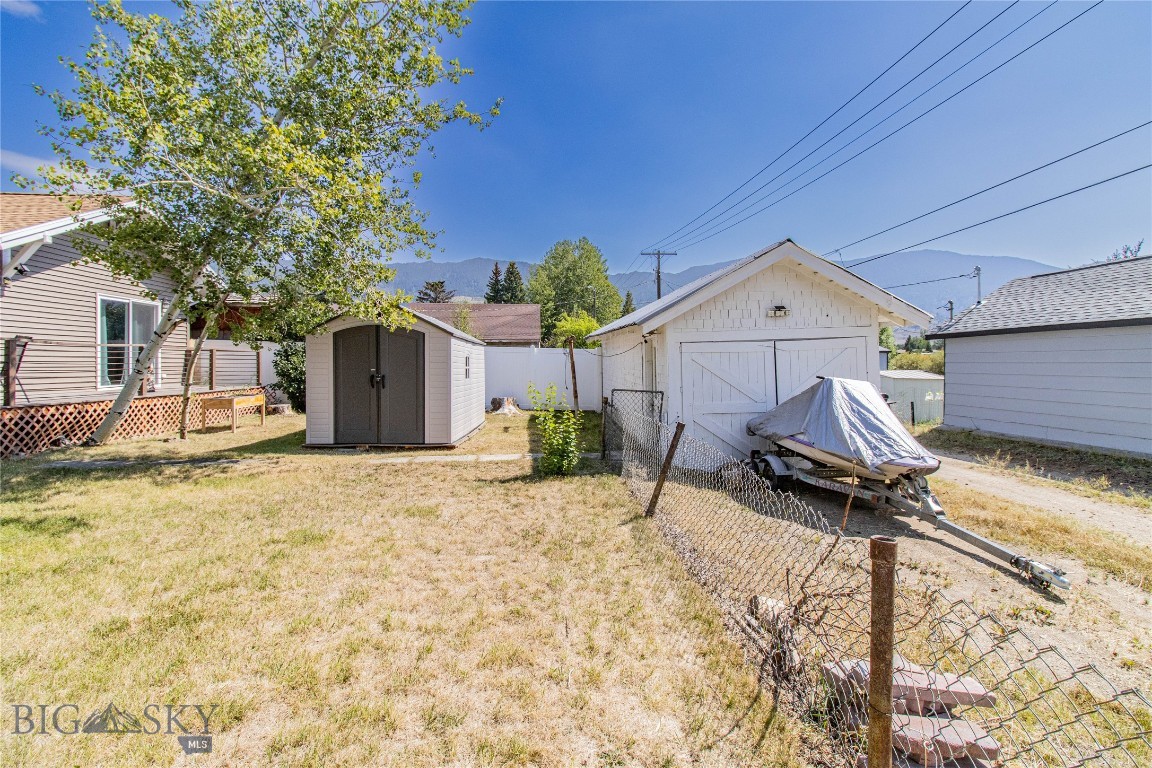 3102 Phillips Property Photo 4