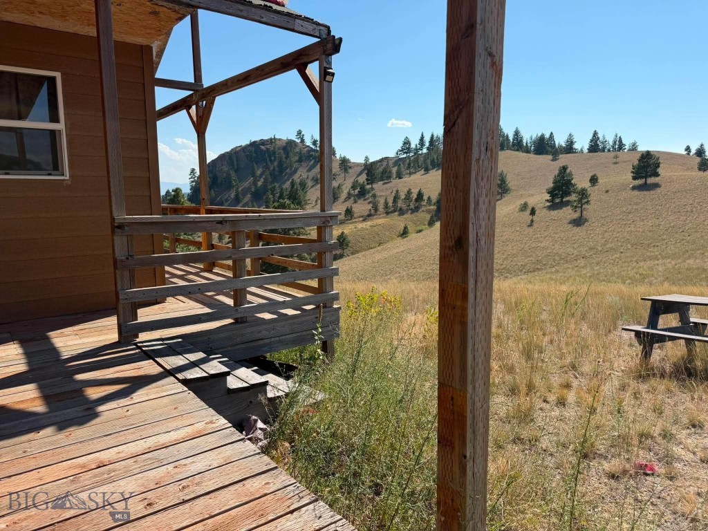 64 Lookout Point Property Photo 27