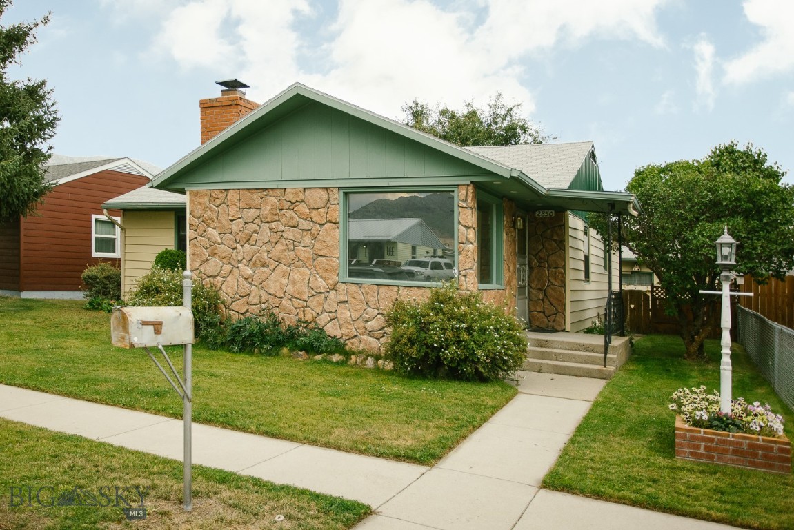 2850 Kossuth Street Property Photo 1