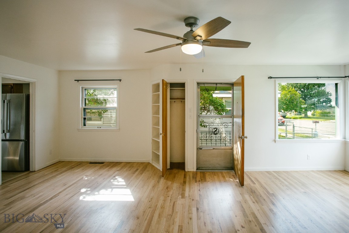 2850 Kossuth Street Property Photo 9