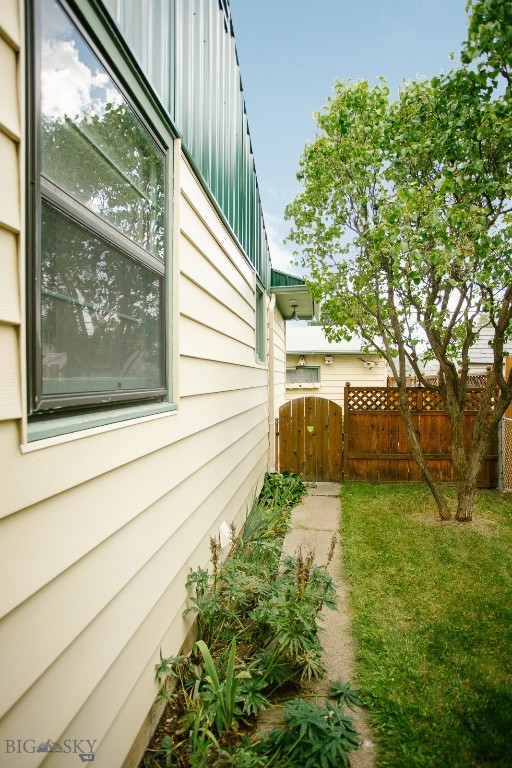 2850 Kossuth Street Property Photo 35