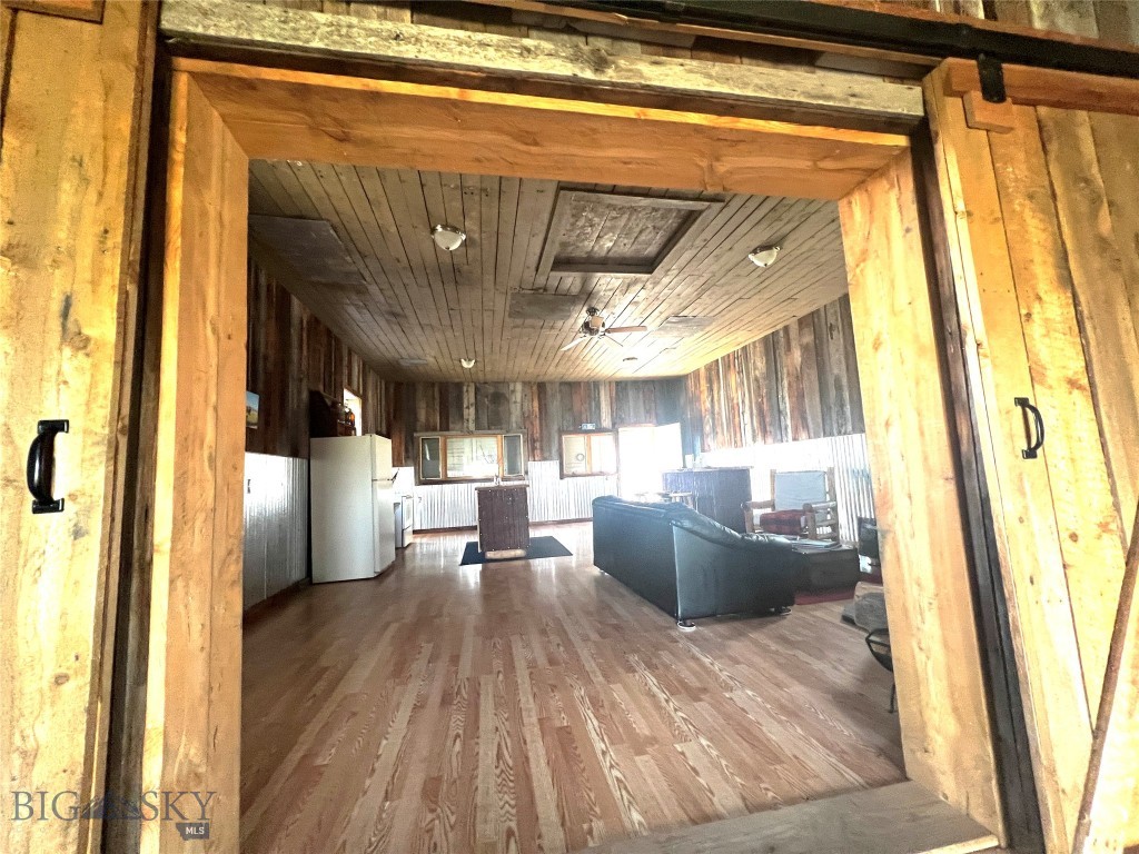 230 N Main Street Property Photo 13