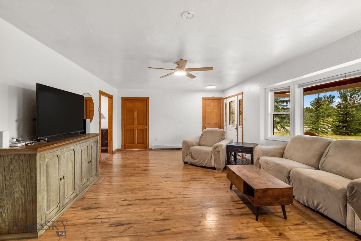 3490 Magenta Road Property Photo 5