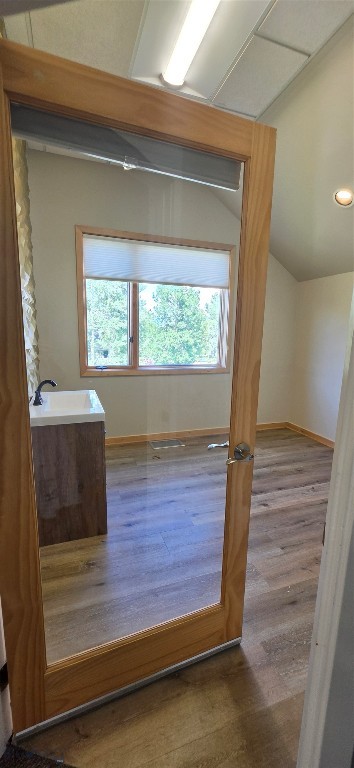 4050 Valley Commons Drive E Property Photo 20
