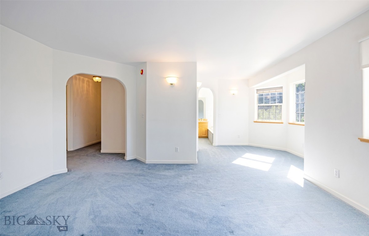 425 Willoughby Lane Property Photo 32