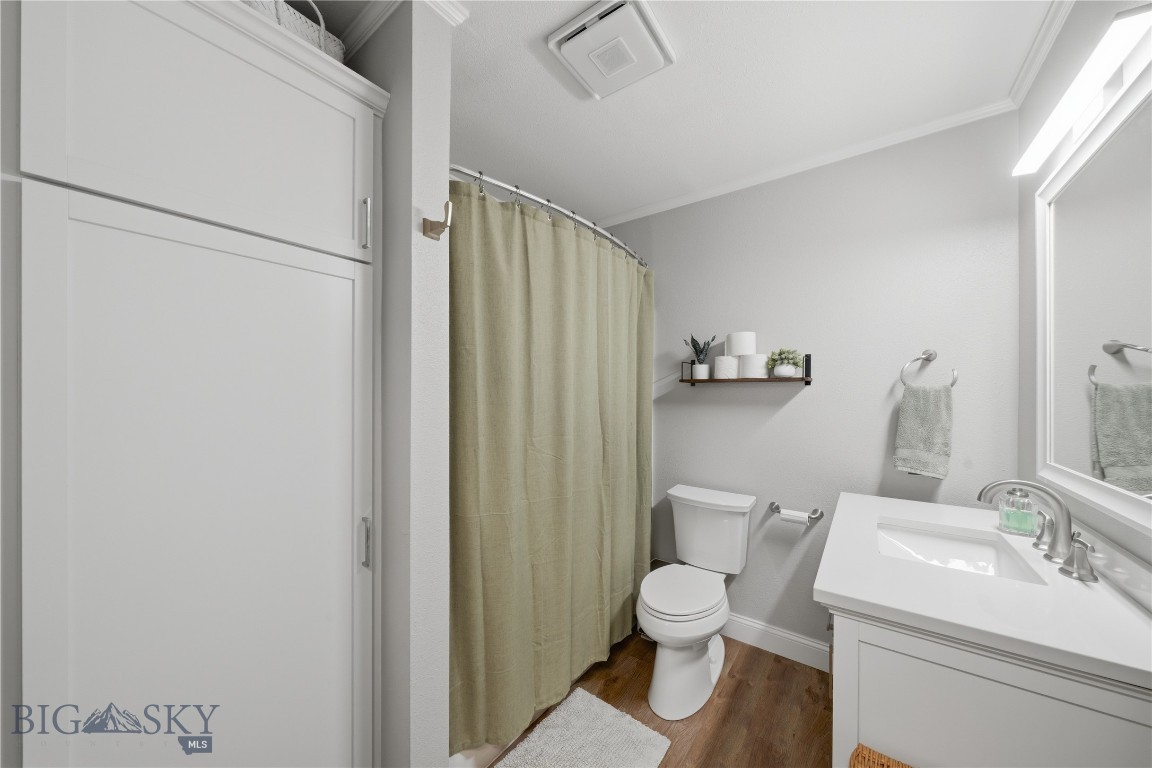 3502 Laredo Drive Property Photo 17