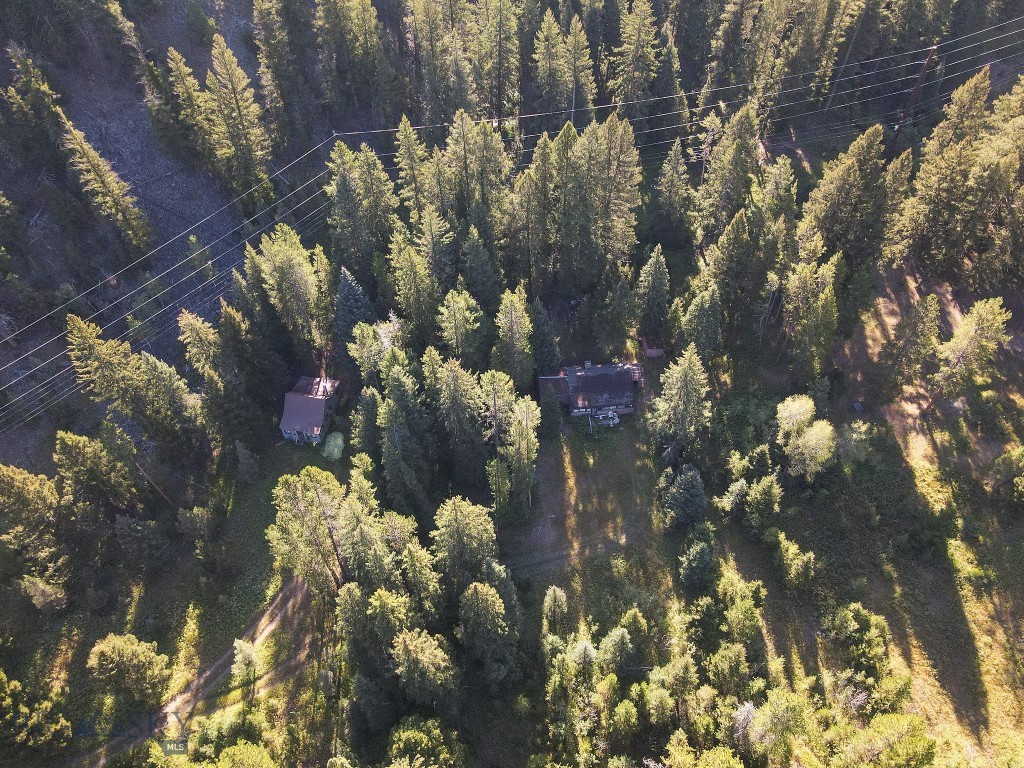 70 N Tamphery Creek Property Photo 2