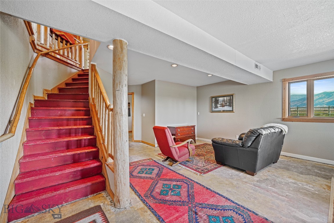 6070 Springhill Road Property Photo 20