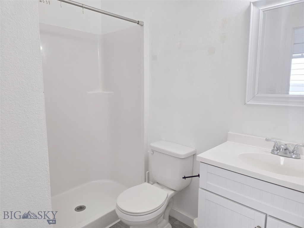 405 Miles Avenue N D Property Photo 19