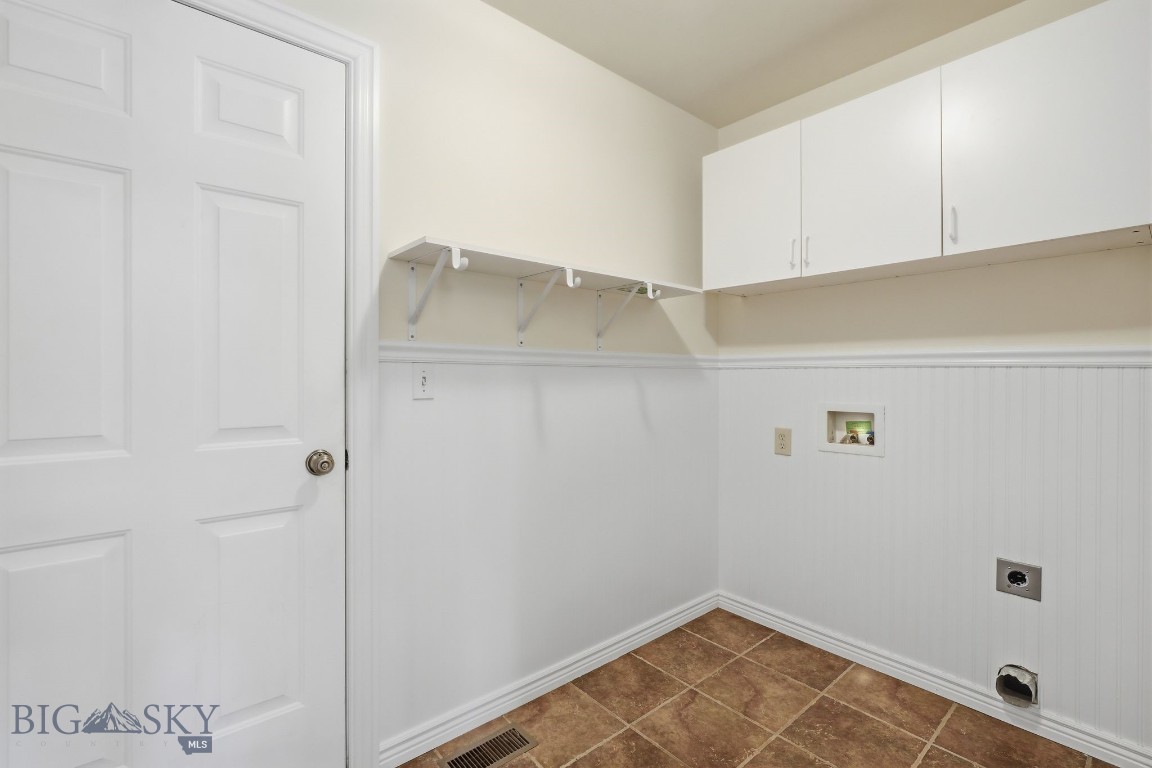 38 E River Rock Road Property Photo 12