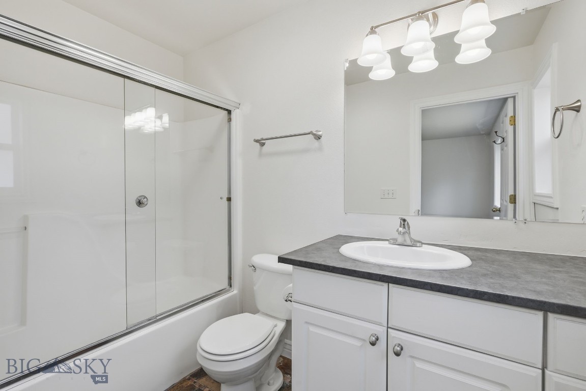 38 E River Rock Road Property Photo 17