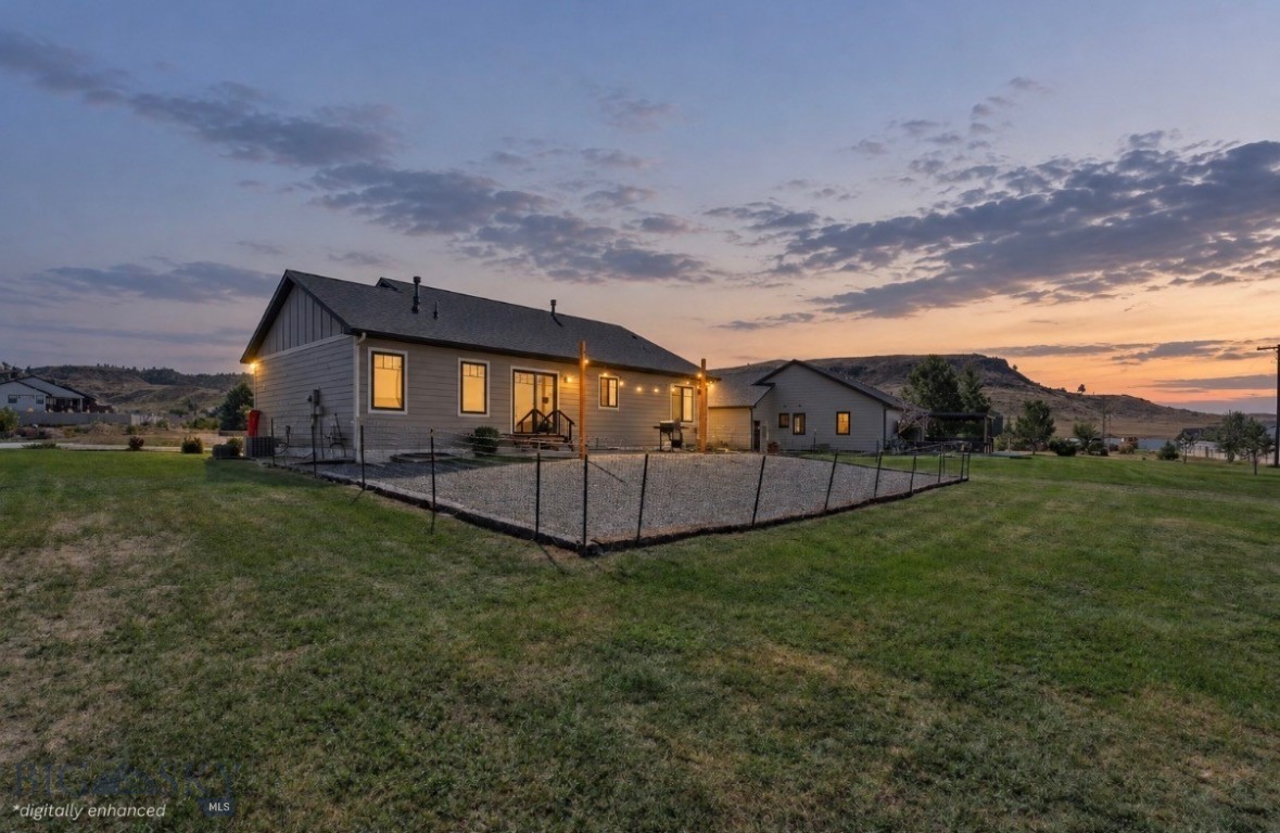 618 Lacey Road Property Photo 15
