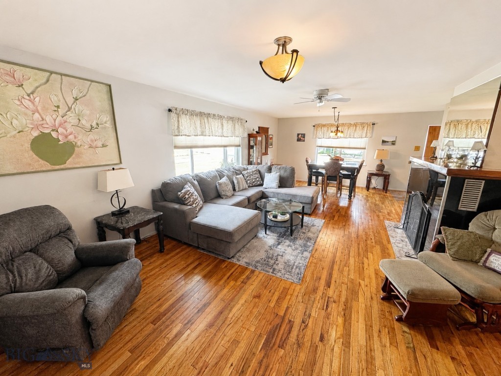 1745 George Property Photo 12