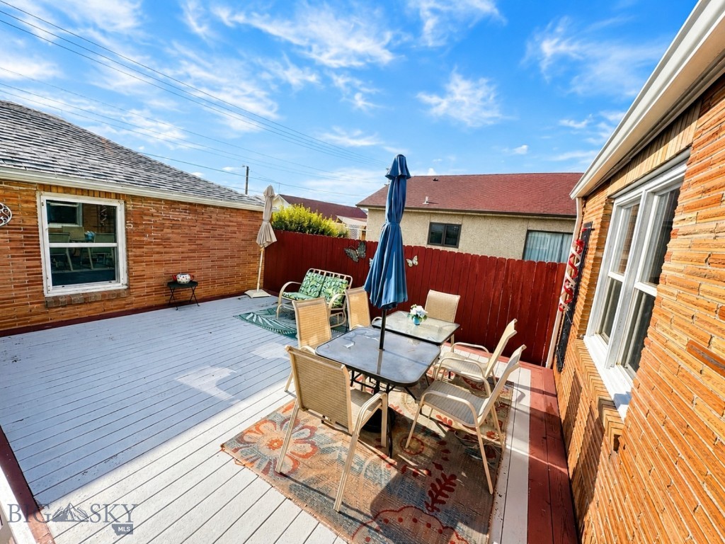 1745 George Property Photo 18