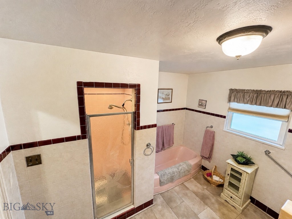1745 George Property Photo 20