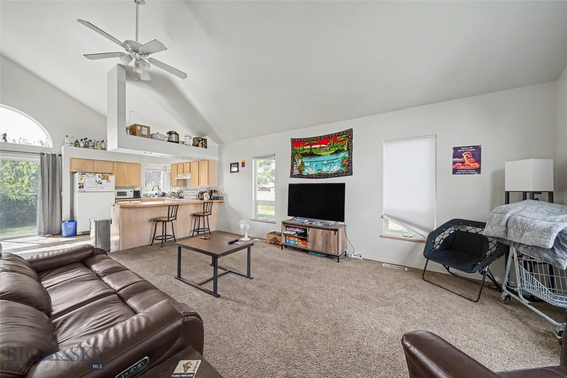 3414 Laredo Drive Property Photo 14