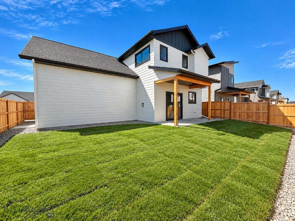 817 Accolade Loop Property Photo 2