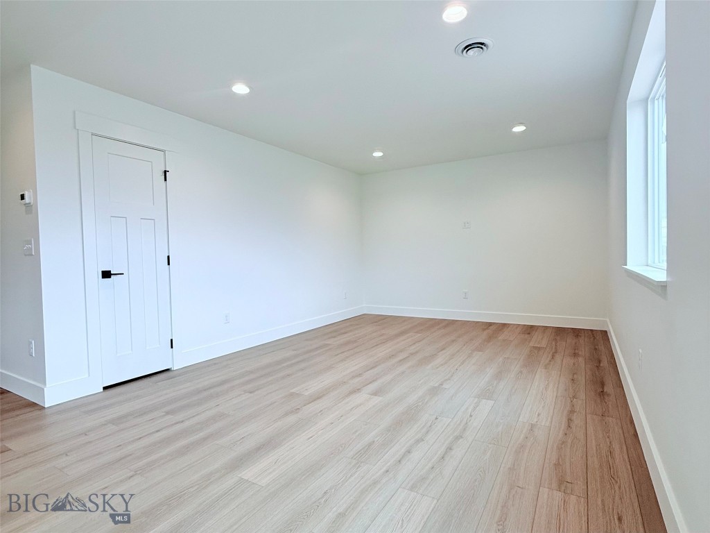 858 Accolade Loop Property Photo 27