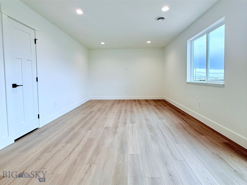 858 Accolade Loop Property Photo 28