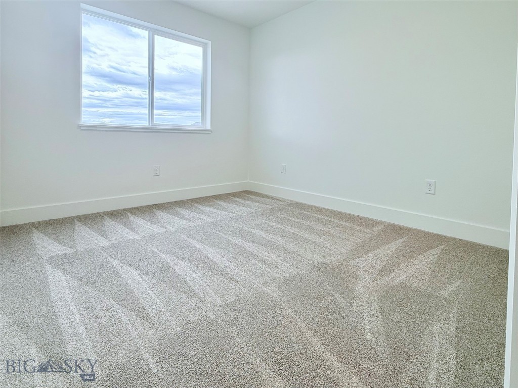 858 Accolade Loop Property Photo 36