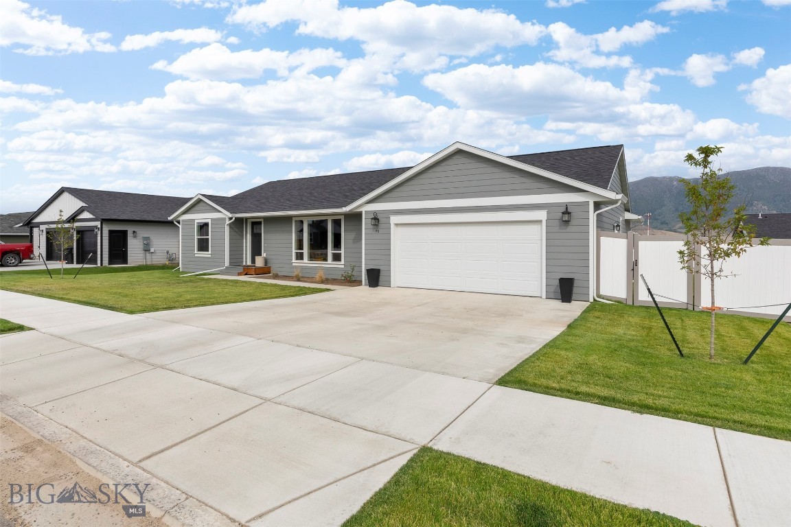 98 Avon Property Photo 1