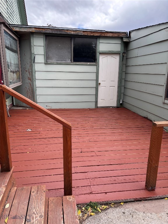 123 S E Street Property Photo 7