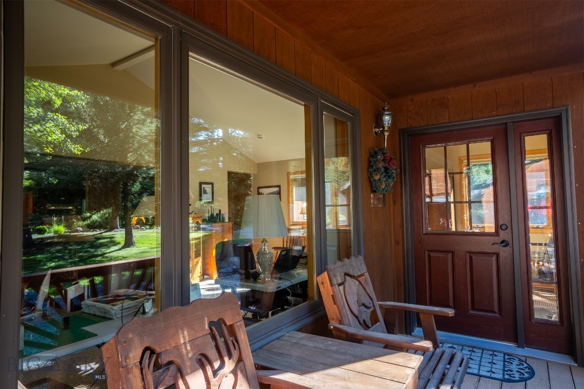 414452 Property Photo 9