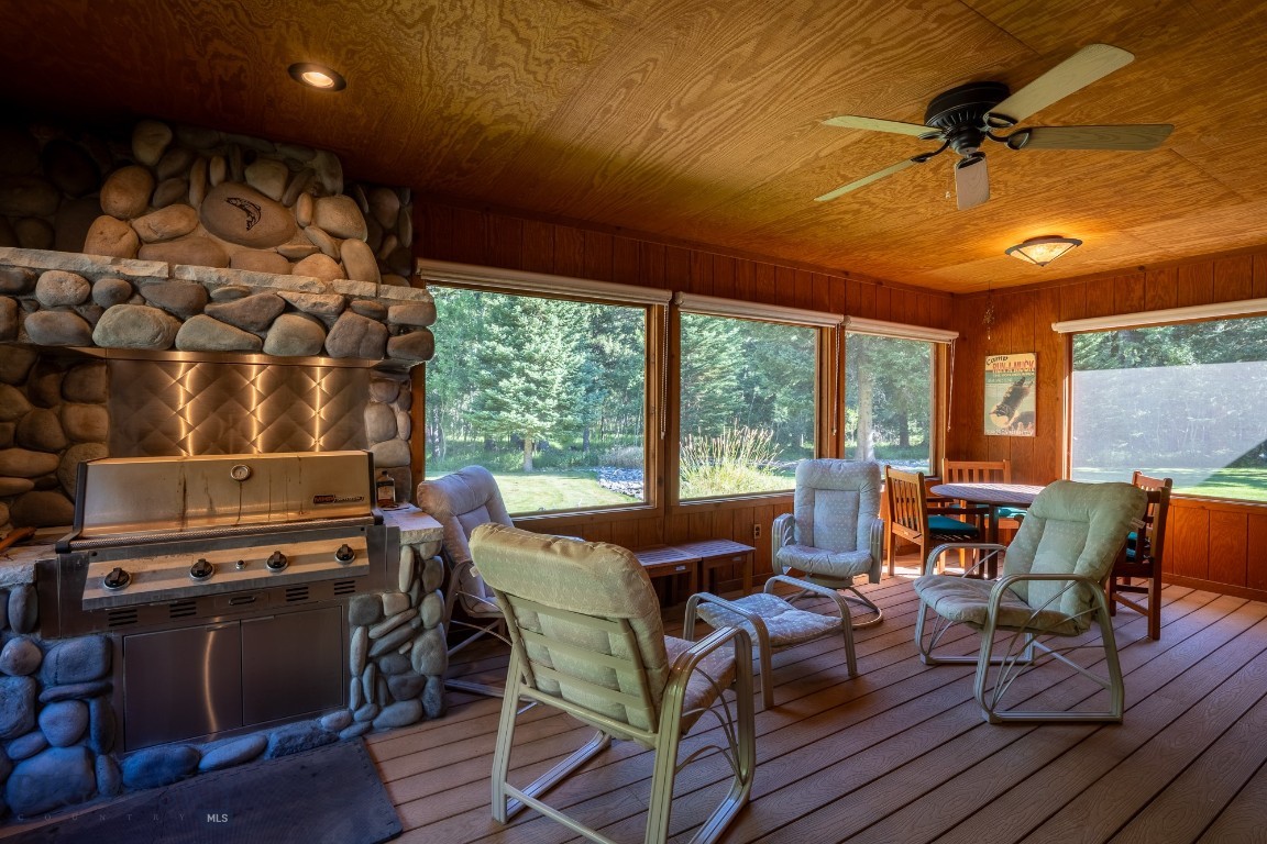 414452 Property Photo 14