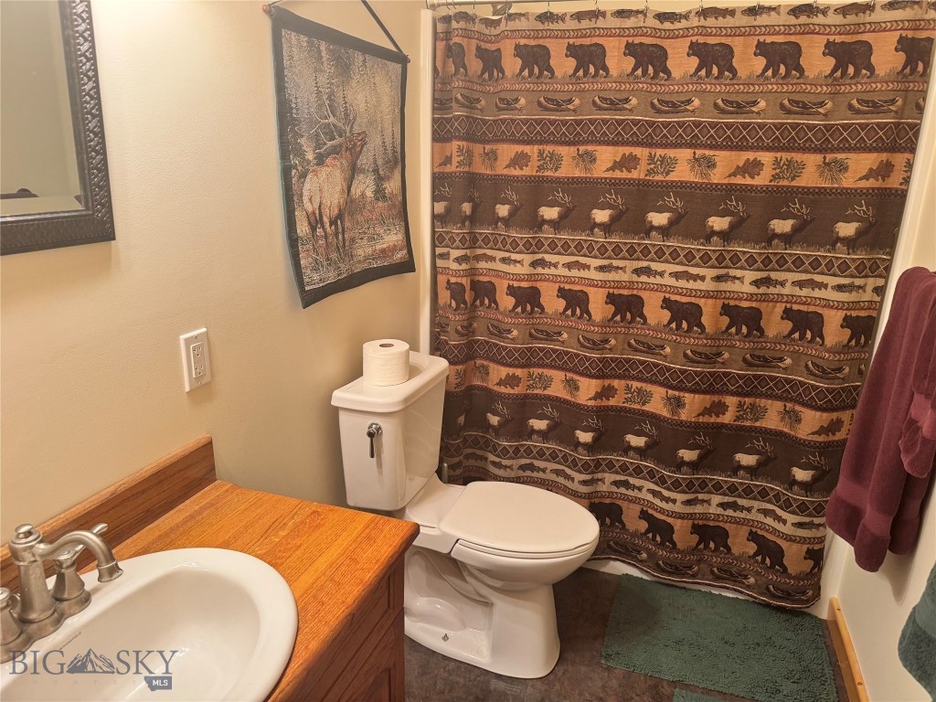 414452 Property Photo 32