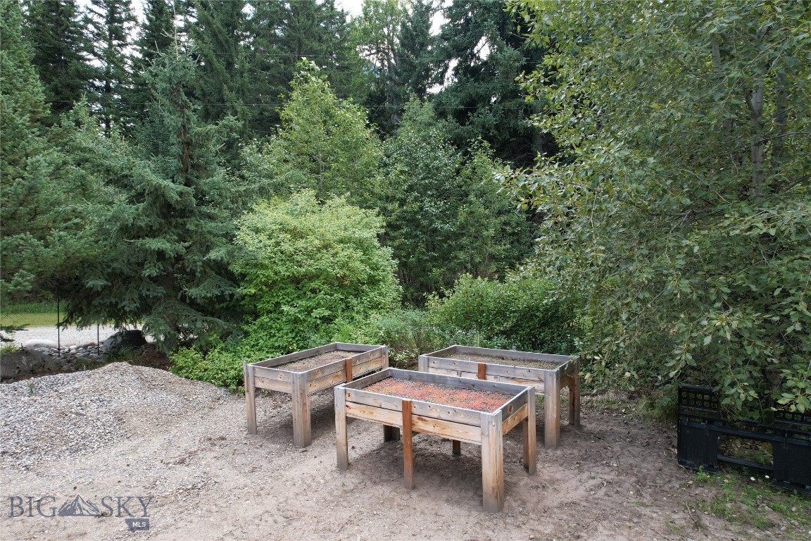 414452 Property Photo 48