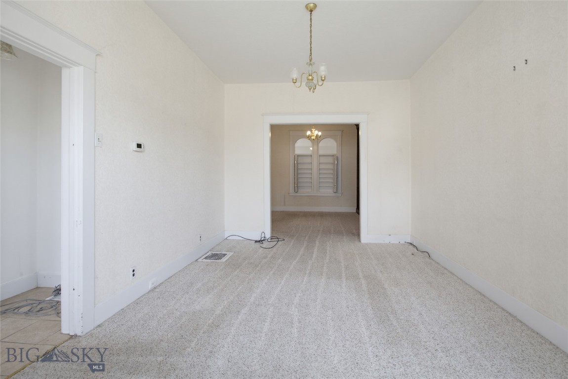 518 W Granite Property Photo 6