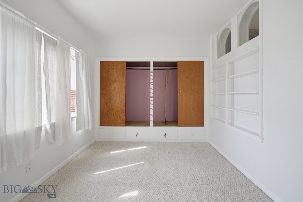 518 W Granite Property Photo 23