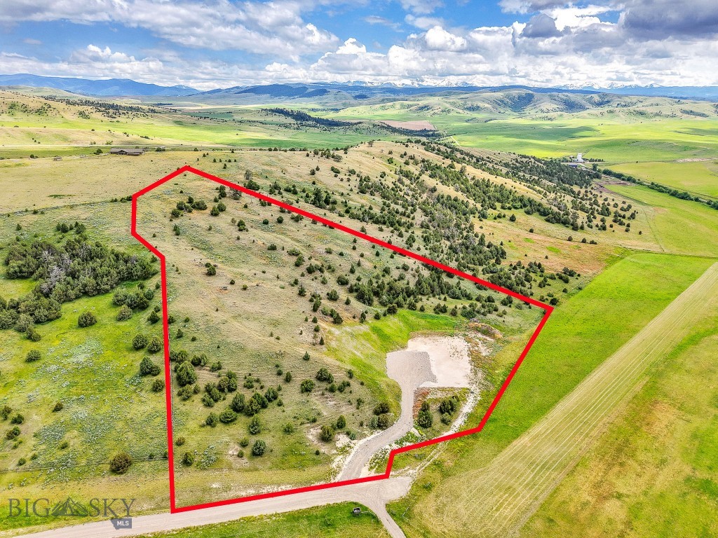 478 Pacer Landing Property Photo 1