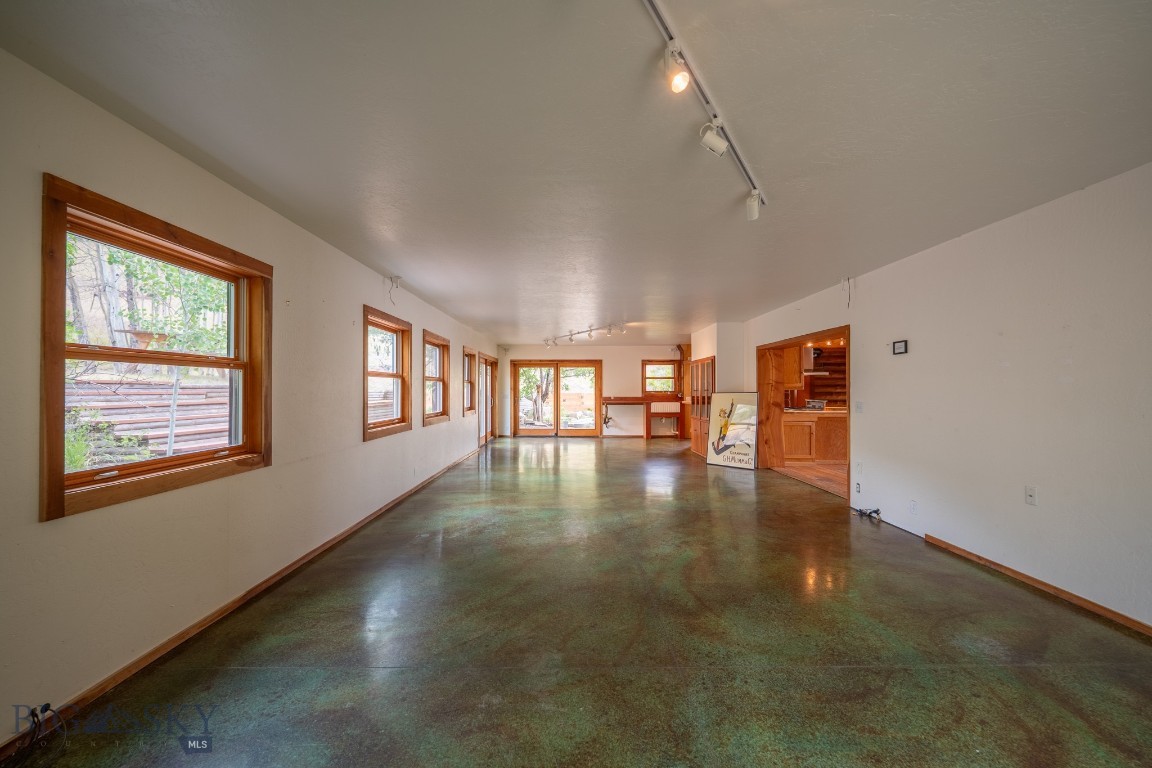 302 Cokedale Road Property Photo 23