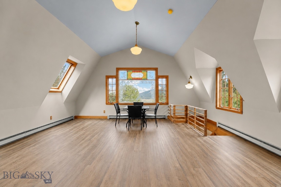 55 Orion Way Property Photo 38