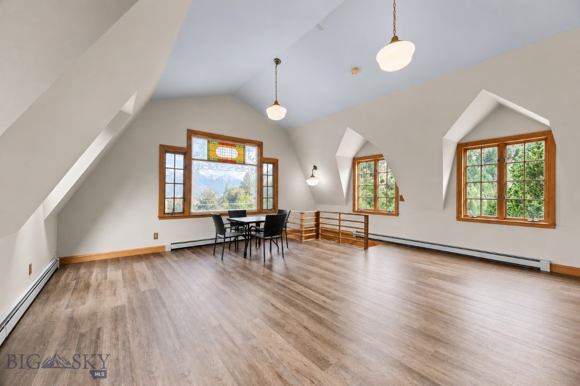 55 Orion Way Property Photo 39
