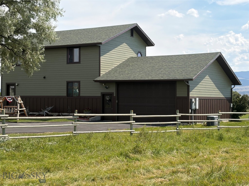 1136 Mt Highway 55 Property Photo 2