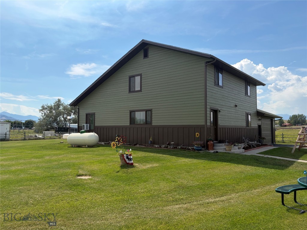 1136 Mt Highway 55 Property Photo 4