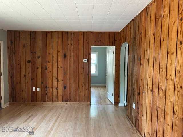 608 S 10th Property Photo 9
