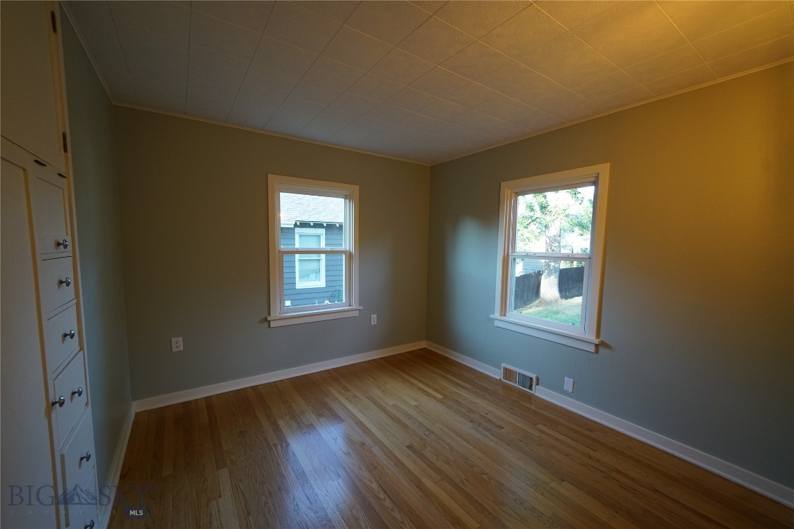 608 S 10th Property Photo 18